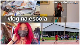 UM DIA COMIGO NA ESCOLA [VLOG NA ESCOLA] 100% REAL - ENTÃO ROBERTA FAMILY