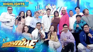 The It's Showtime family joyfully gives each other hugs | It's Showtime