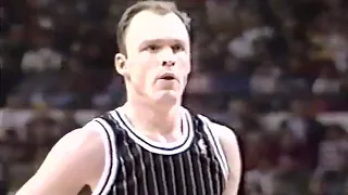 Scott Skiles Magic 31pts 10asts vs Bulls (1993)