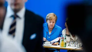 Asylstreit bei der Union: CDU steht geschlossen hinter Merkel