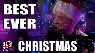 Christmas Songs BAND AID -  LIVE Piano Music - Piano Man - Martyn Lucas @MartynLucasInvestor