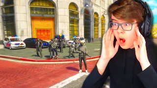 VLUCHTEN VAN DE BANKOVERVAL! | GTA 5 TeDeApolis Roleplay