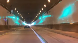 Lamborghini Aventador SV tunnel run