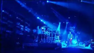 The Prodigy - out of space - Live at Reading 2009