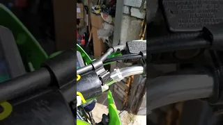 Kawasaki KLX 250 1993г. Холодный старт.