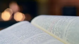 Pexels Videos-Bible Pages Turning 2268807