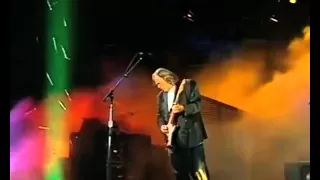 Pink Floyd - Knebworth 1990 - "Comfortably Numb"