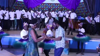 "MIGOSI PRIMARY SCHOOL STUNNING PERFORMANCE FOR GOVERNOR ANYANG' NYONG AND HIS WIFE"