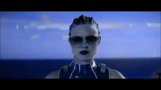 Неоновый демон/The Neon Demon - Clip.