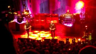 The Stranglers - Baz banter with crowd + Walk On By - Live - Reading, The Hexagon - 14th March 2017