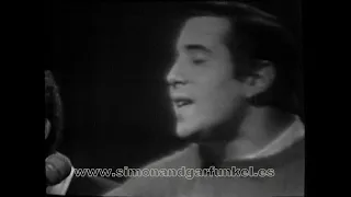 Feeling Groovy live by Simon and Garfunkel Granada TV 1967