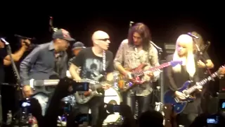 Little Wing - Steve Vai, Joe Satriani, Orianthi (Live House of Blues, Hollywood 7-10-2011)