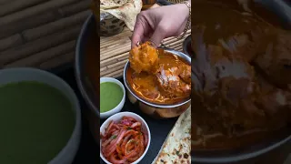 Gurgaon ka Best Butter Chicken | Handi Chicken With Butter Garlic Naan | #shorts #youtubeshorts