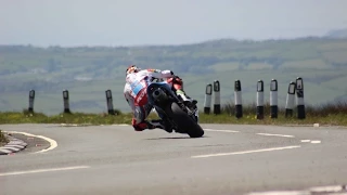 ISLE OF MAN TT RACES 2015 SUPERSPORT RACE WITH MV AGUSTA