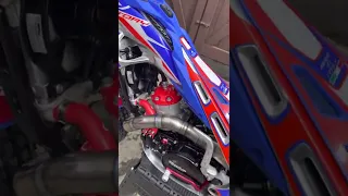 2018 factory beta evo 300 with 2021 plastics with map switch. Arrow bosi exhaust etc