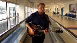 Gavin James - Remember Me (Airport Performance)