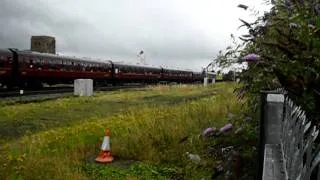 network rail 97303+304 on the cambrian coast express