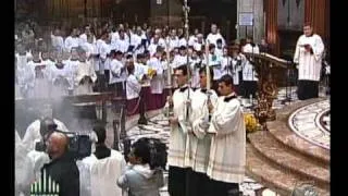 Duomo di Milano - Pontificale per la festa di S. Carlo Borromeo - 1 - Ingresso.avi