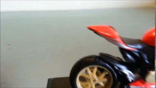 Ducati Panigale superleggera Maisto 1:18 scale model