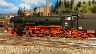 Modelleisenbahn Spur H0: Lokneuheit Roco Dampflok 038 509-6 (79380)