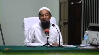 Ustaz Azhar Idrus-Kerja Atau Solat