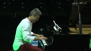 Evgeny Khmara - Moments of Love (Live in Kuwait)