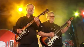 THE VENTURES - APACHE(3 lead guitars)