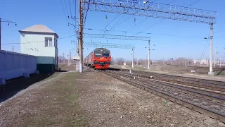 Электропоезд ЭД9МК-0095 на станцию Анисовка