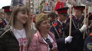 Шествие "Бессмертного полка" в городе-герое Волгограде в 2022 году