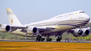 70 CLOSE UP Aircraft Landing and Taking off | A380 B747 A350 B787 A330 B777 | Melbourne Airport