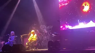 Peter Frampton Performs Soundgarden’s “Black Hole Sun” - Fallsview 🇨🇦
