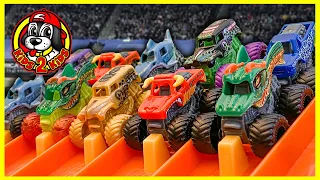 MINI MYSTERY MONSTER JAM Toys Opening & Downhill Racing Monster Trucks