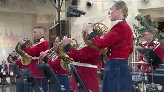 The National Anthem, The Star Spangled Banner - "The President's Own" United States Marine Band