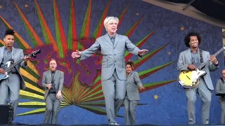 David Byrne 4/29/18 “This Must Be The Place(Naïve Melody)” at Jazz Fest weekend 1 in New Orleans