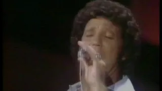 Tom Jones - Pledging My Love (Midnight Special 1974)