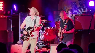 Ted Nugent- Stranglehold! 7/23/23-Renfro Valley Mt. Vernon Ky..