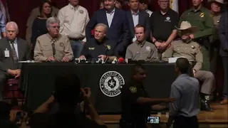 Beto O'Rourke Interrupts Texas School Shooting Press Conference