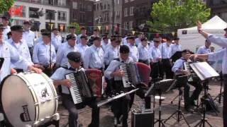 2 Braderie en het Shantykoor de IJsselmannen