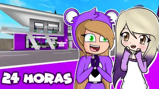 24 HORAS VIVIENDO en un MUNDO MORADO con LYNA en BROOKHAVEN ROBLOX 😍😱