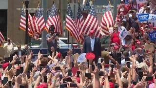 Former President Donald Trump hosts campaign event in South Carolina