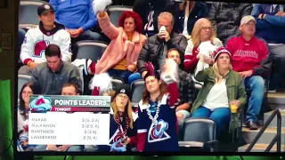 20,000 Hockey fans singing Blink-182 during play
