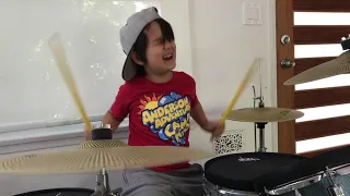 SIX YEAR OLD DOING SEVEN NATION ARMY DRUM COVER