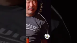 Bobby Lee sh**ts his pants on Hot Ones!🤣