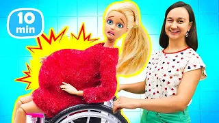 È l'ora di andare in ospedale con Barbie incinta. Video con i giocattoli Barbie. Compilation