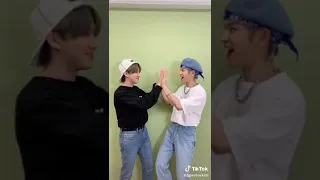 STRAY KIDS "HELLO STRANGER" ON TIK TOK