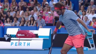 Magical drop shot by Federer - MasterCard Hopman Cup 2017