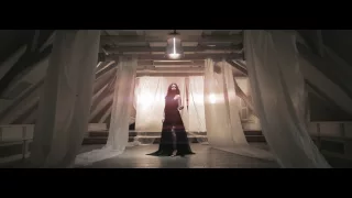 Radics Gigi - Úgy fáj (Official Music Video)