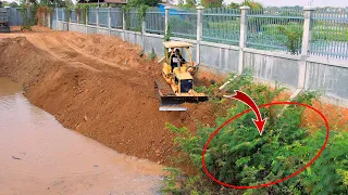 Update Project!! Bulldozer KOMATSU D20P & Dump Truck 5Ton ​Pouring Soil To Delete Edge Of The Pond