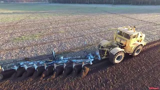 K 700A mit B 550 beim Pflügen der Winterfurche Trailer