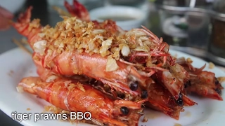 Rakhine SEAFOOD Feast in Yangon, Myanmar - Tiger Prawns BBQ and Delicious Crab!